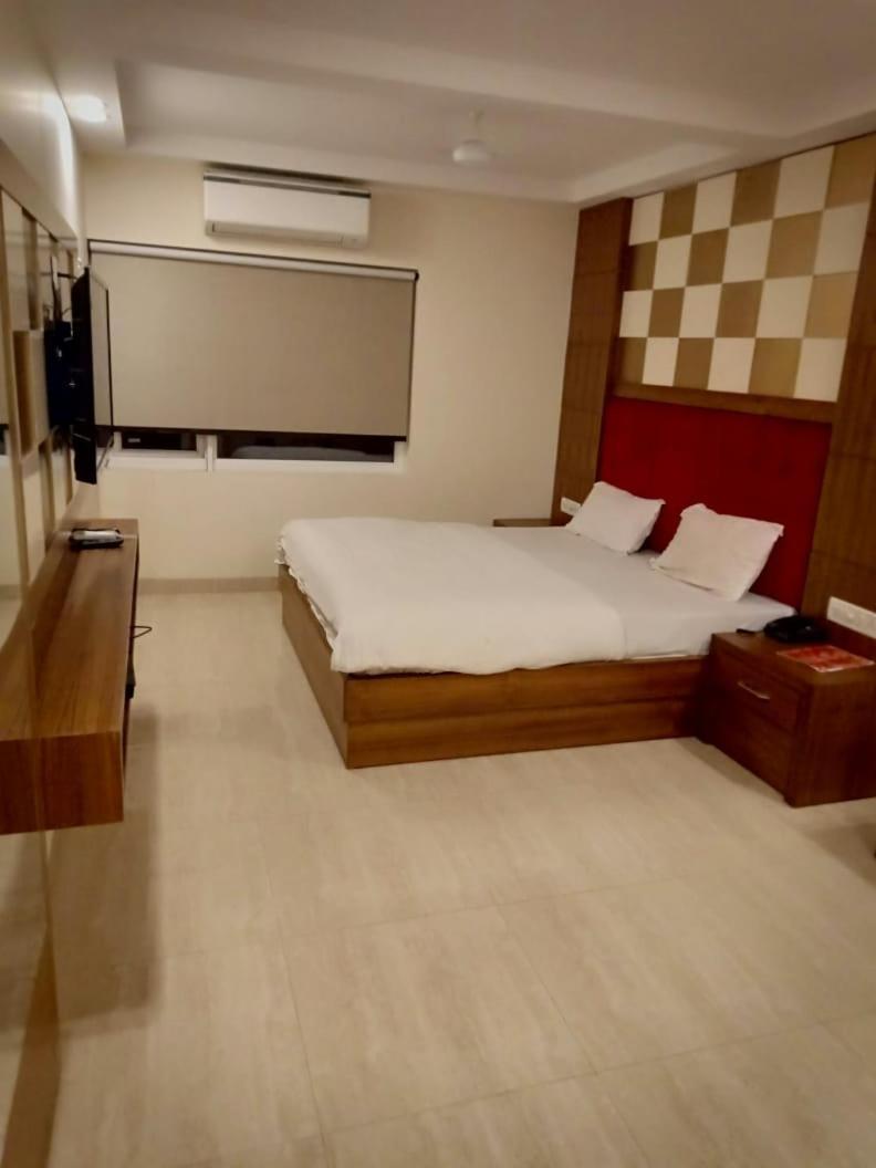 Hotel Avtar @New Delhi Railway Station מראה חיצוני תמונה
