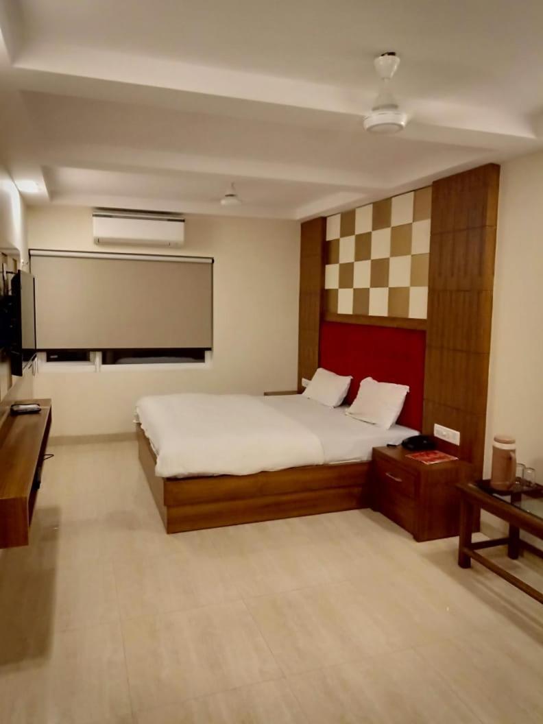 Hotel Avtar @New Delhi Railway Station מראה חיצוני תמונה